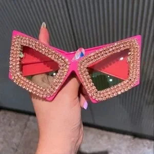 NWT Silver Diva Large Frame Crystal Embellished Sunglasses BEDAZZLED Y2K SUNGLASSES | Silver 2000 main image 2